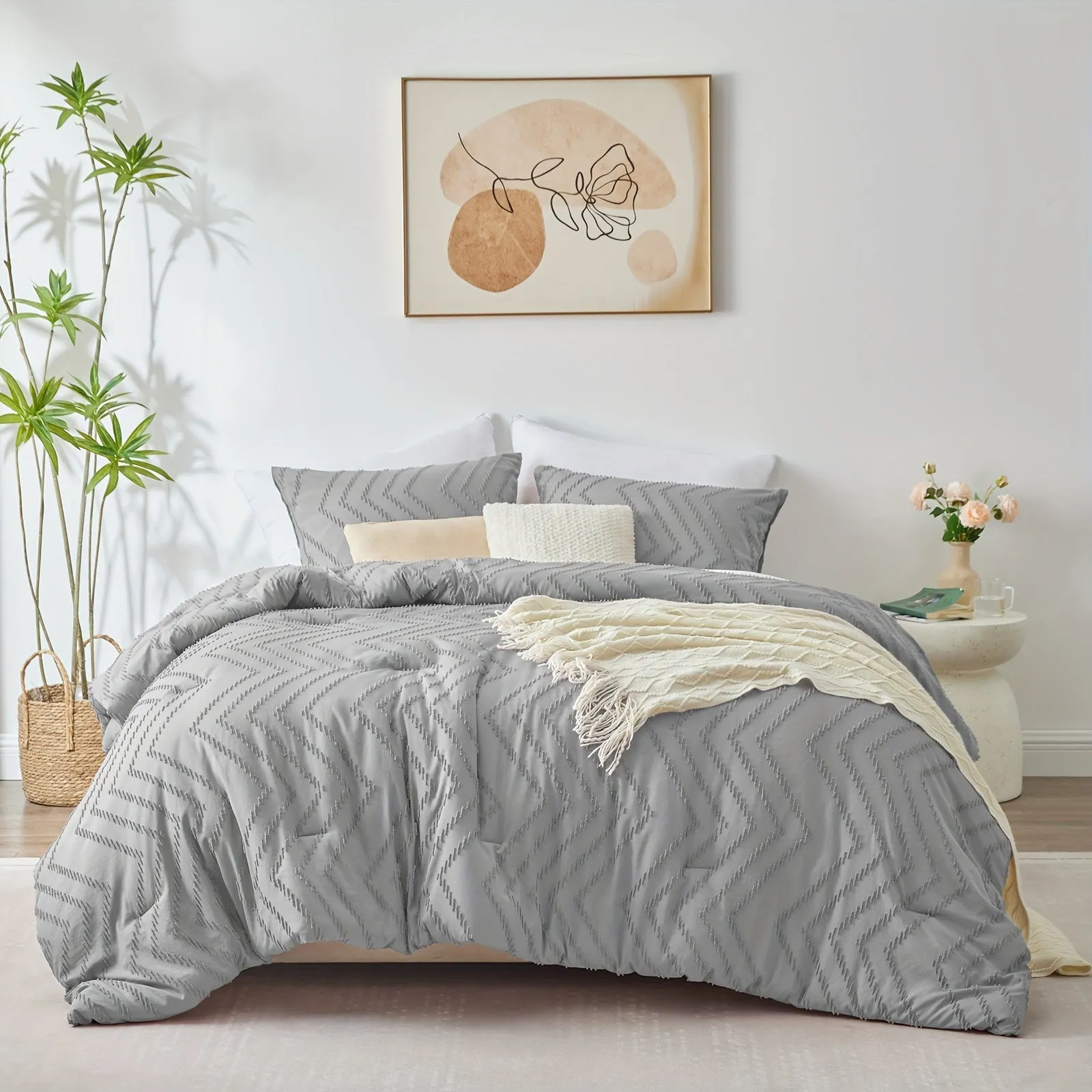 3-Piece Beige Boho Chic Comforter Set - Tufted Shabby Chic Bedding with Chevron Pattern, Soft Brushed Microfiber Fabric, and Hypoallergenic Filling for All Seasons - Queen Size Bedding Set with 1 Comforter and 2 Pillow Shams