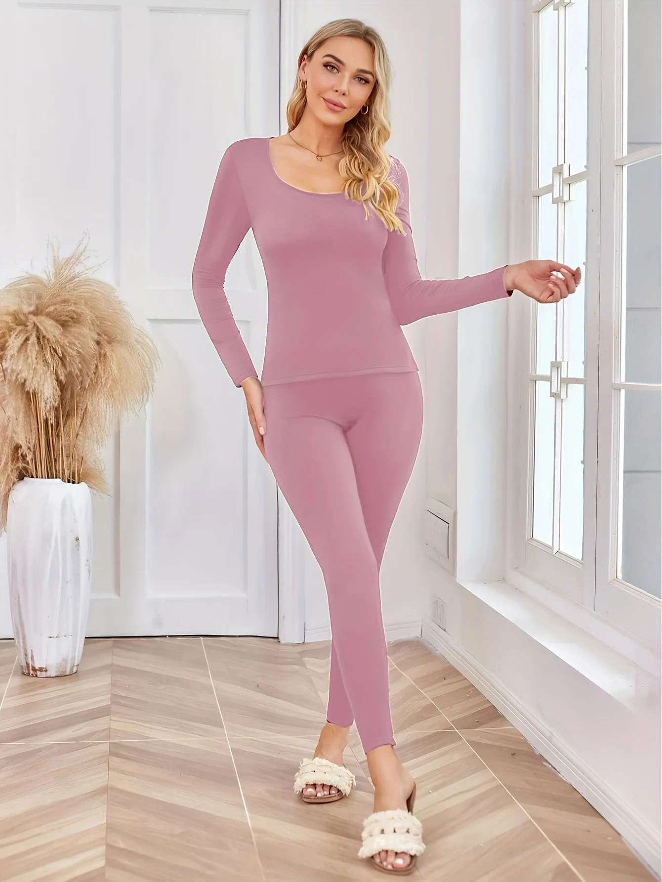 Comfortable Women's Thermal Underwear Set - Seamless Knit Crew Neck Top & Pants, Easy Maintenance & Durable Loungewear