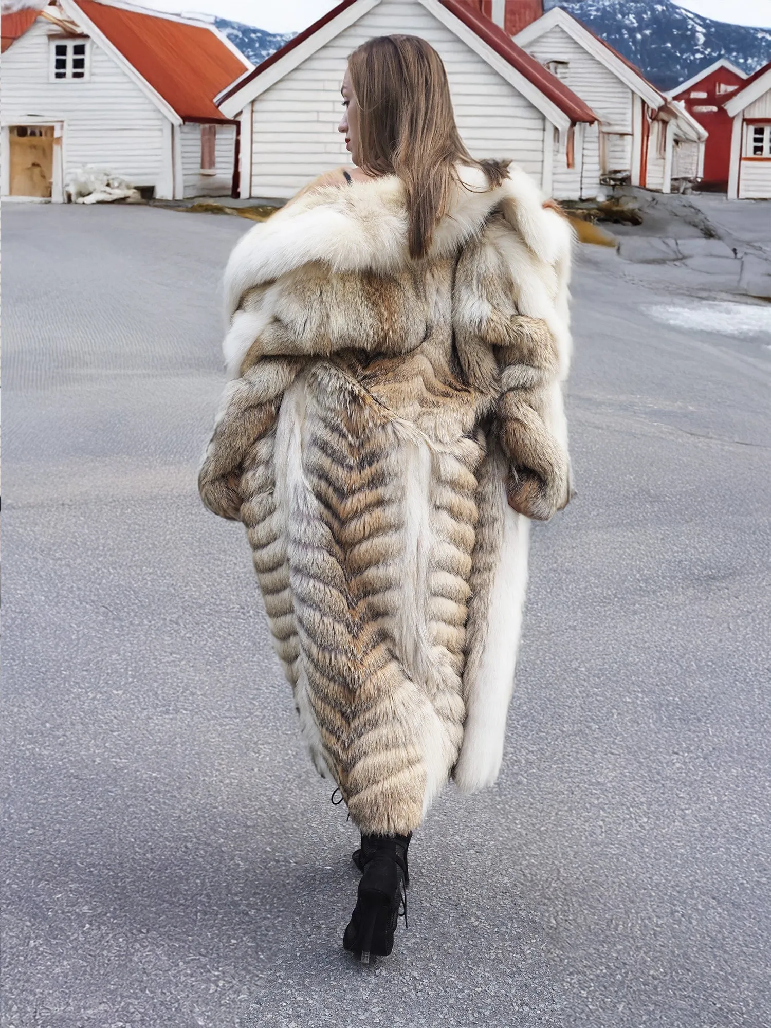 Coyote Fur Coat Coats White Fox Trim Shawl Collar S