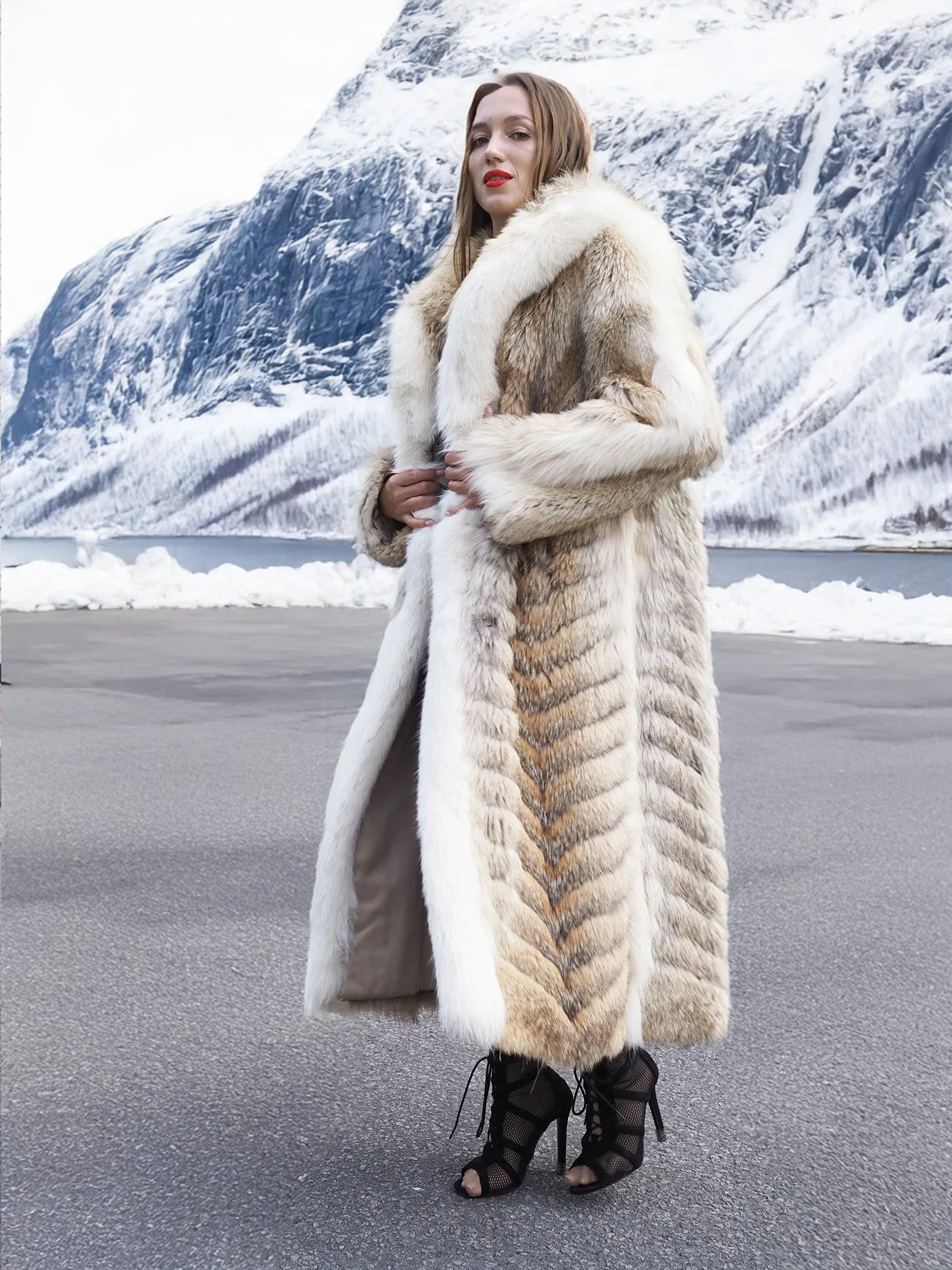 Coyote Fur Coat Coats White Fox Trim Shawl Collar S