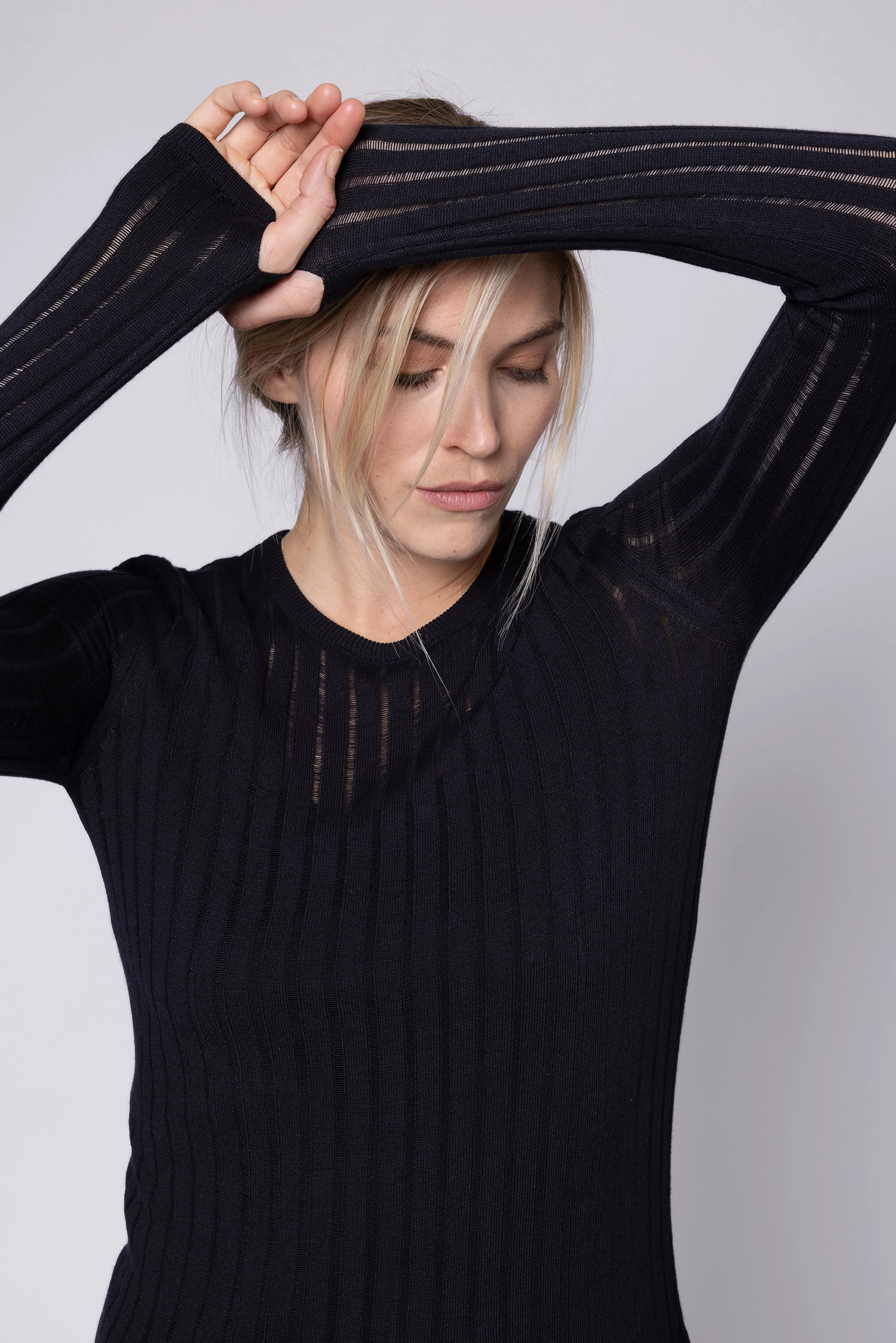 IGGY SHEER RIB JUMPER (BLACK)