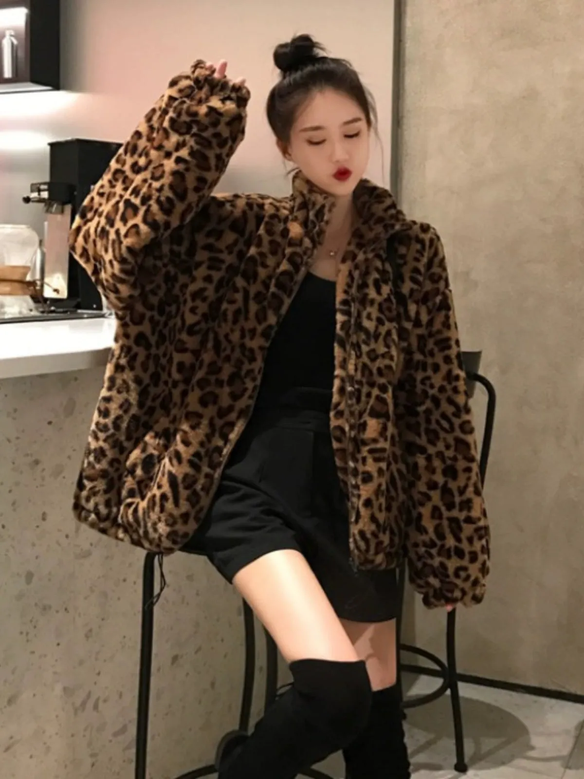 Leopard print fur coat women's autumn and winter Korean version of loose foreign plush warm coat this year popular lambswool padded jacket