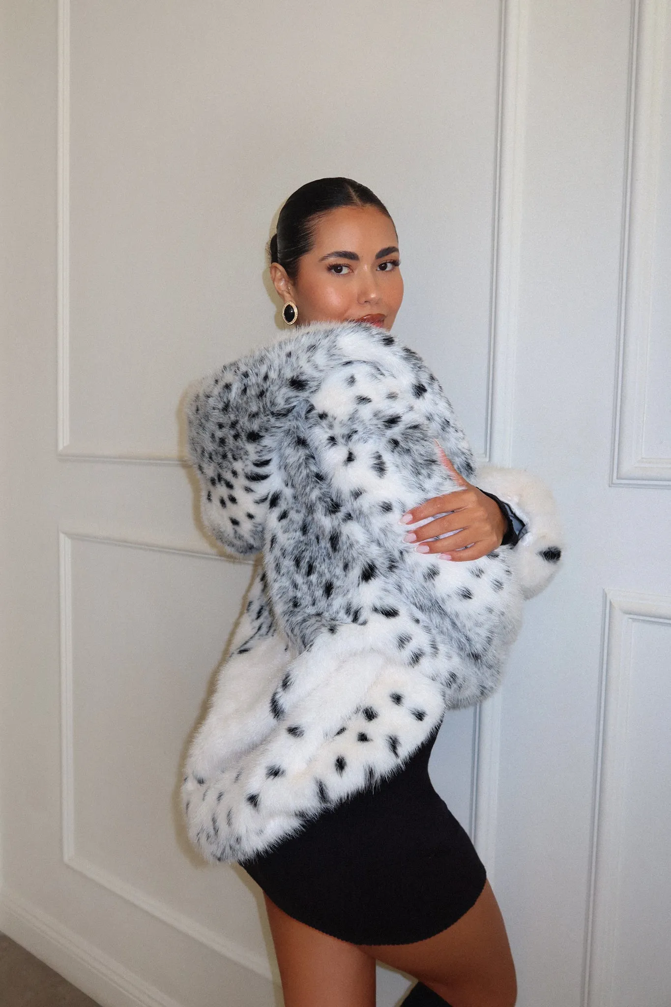 Nikkie Faux Fur Coat - White Print