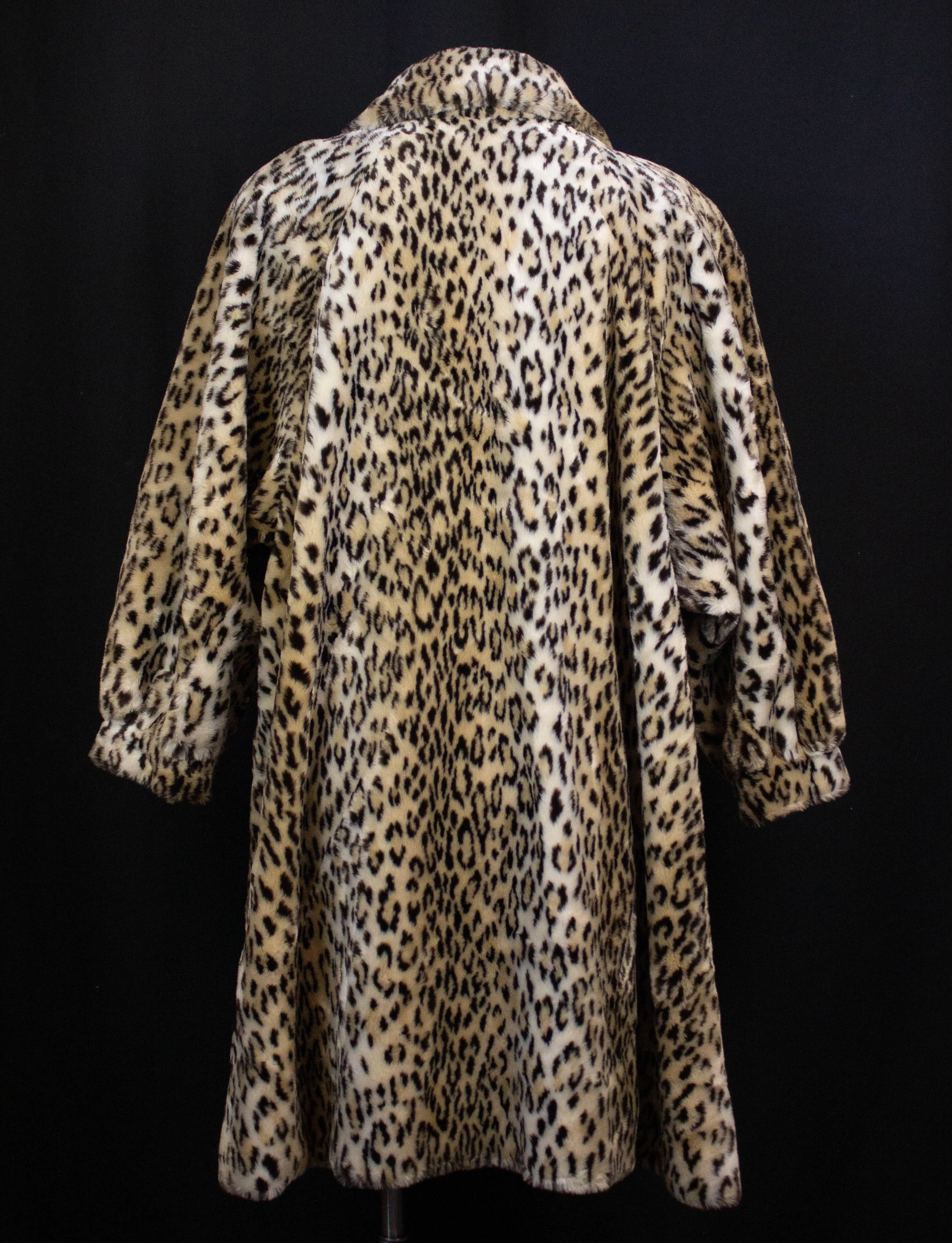 Vintage Giorgio Parnucci Leopard Print Faux Fur Coat XL